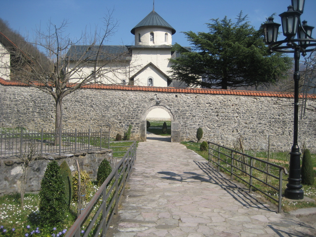 Manastir Ostrog 2